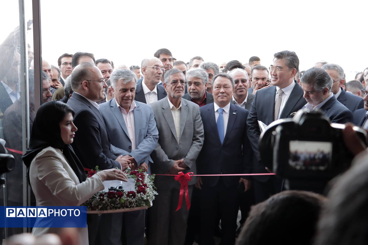 هفدهمین نمایشگاه بینالمللی سنگ ایران در شهر نیم ور افتتاح شد