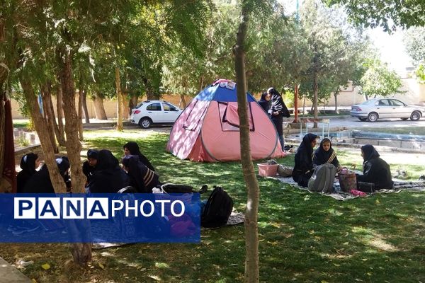 حضور دانش‌آموزان ناحیه یک شهرکرد و لاران در اردوی «طرح تمشک» 