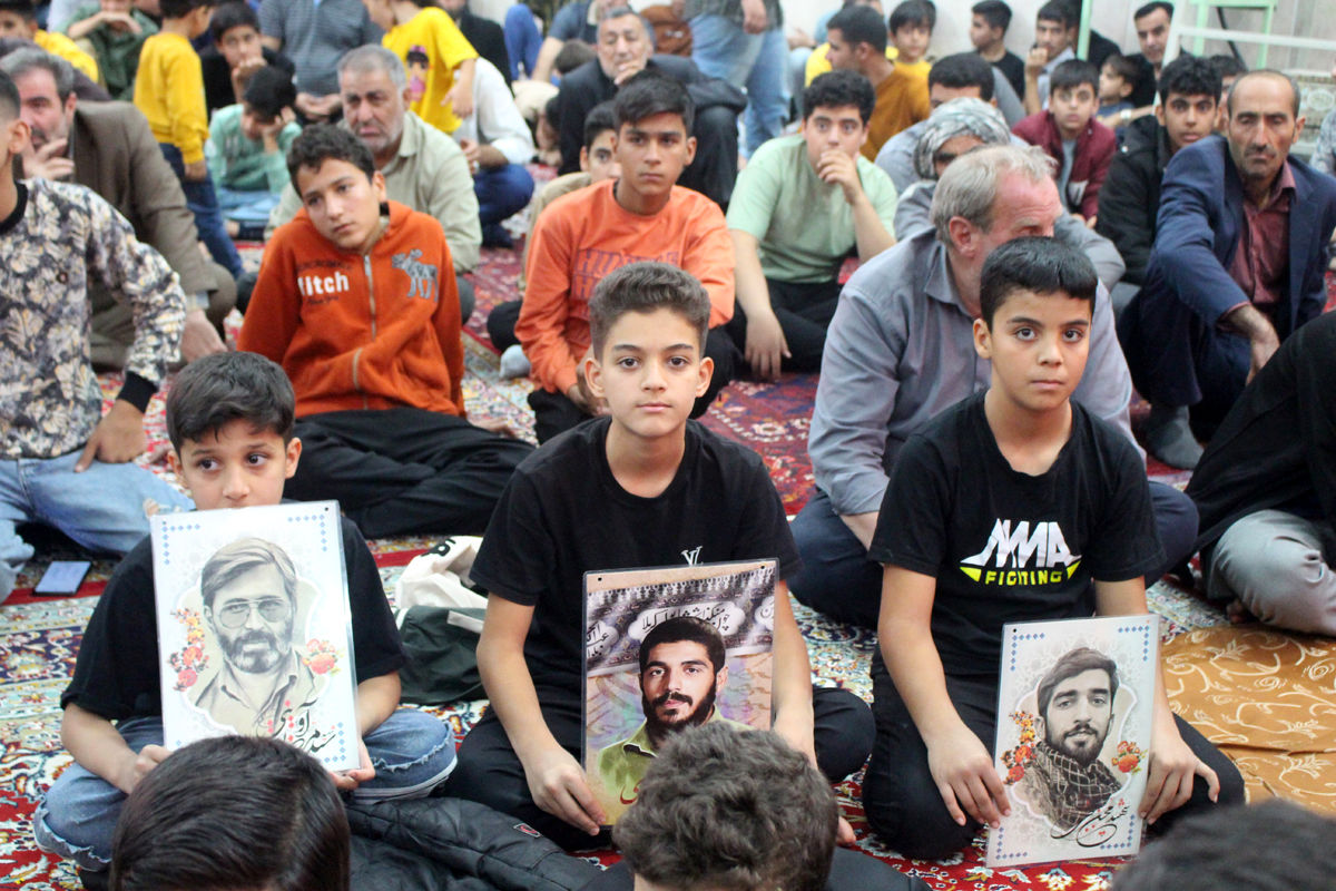 گرامیداشت یاد و خاطره شهدای دانش‌آموز شهرستان جعفرآباد