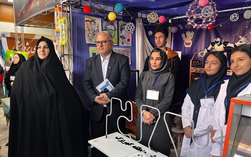 پژوهش‌سرای کاوش کهریزک، کانون توجه نخستین روز نمایشگاه دستاوردهای دانش‌آموزی استان