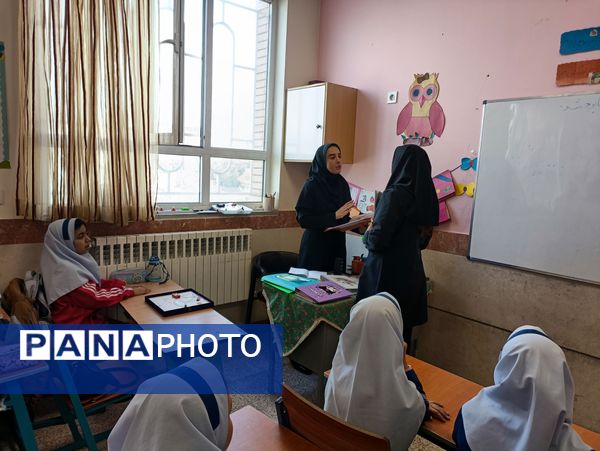 بازدید و ارزیابی مسئولان آموزش پرورش از دبستان زنده  یاد امینی پور