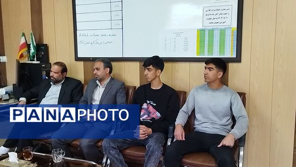 جلسه انجمن های ورزشی دبیرستان شاهد ابوذر غفاری 