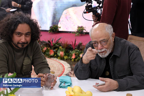 آیین افتتاحیه چهل و سومین جشنواره بین‌المللی تئاتر فجر