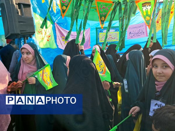 مهمانی پدرانه به‌مناسبت عید غدیر در قائمشهر