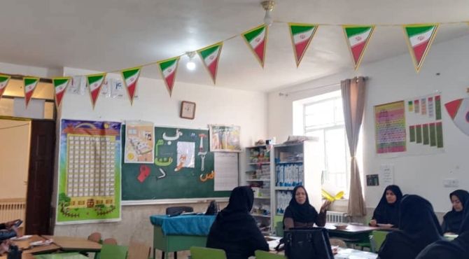 روایت دانش آموز خبرنگار پانا از آموزش شیوه های نوین تدریس پایه اول دبستان  