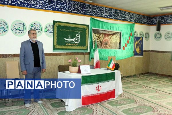 مدرسه حضرت معصومه میزبان نشست تخصصی هدایت تحصیلی دانش‌آموزان پایه نهم