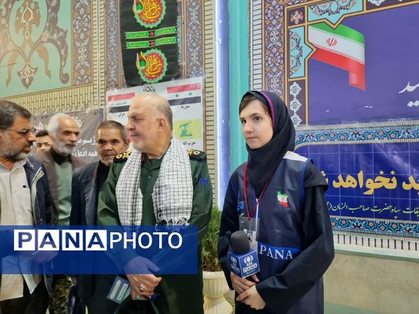 اقامه نماز باران و نماز جمعه به امامت آیت الله ابوالحسن مهدوی