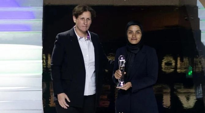 جایزه بهترین مربی زن آسیا به مرضیه جعفری از ایران رسید