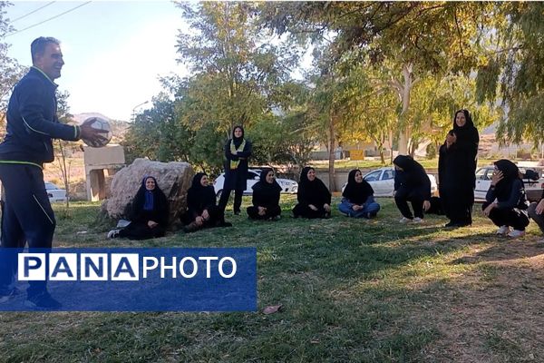 اردوی تشکیلاتی مربیان پیشتازان در اردوگاه امام خمینی(ره) شیراز 