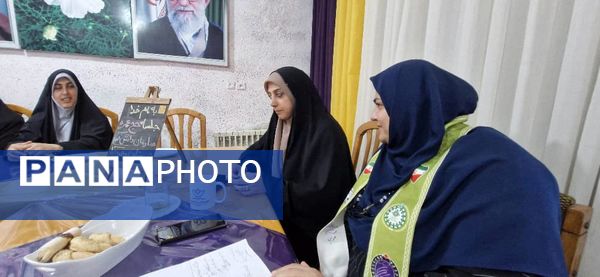 جلسه آماده‌سازی دانش‌آموزان پیشتاز به حج عمره توسط سازمان دانش‌آموزی شهرستان محمودآباد