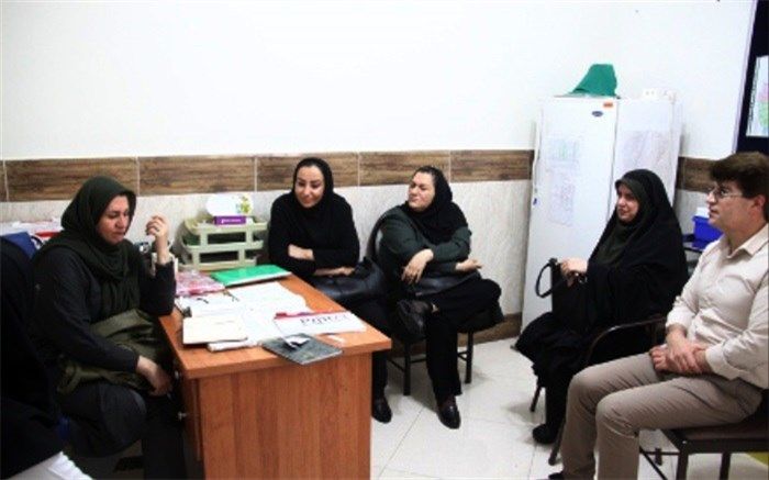 بازدیدکارشناس وزارت بهداشت ،درمان و آموزش پزشکی از اجرای طرح پیشگیری از انتقال HIVدر اسلامشهر