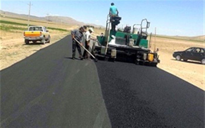 اجرای بیش از یازده هزار متر مربع عملیات لکه گیری در راه‌های روستایی آذربایجان غربی