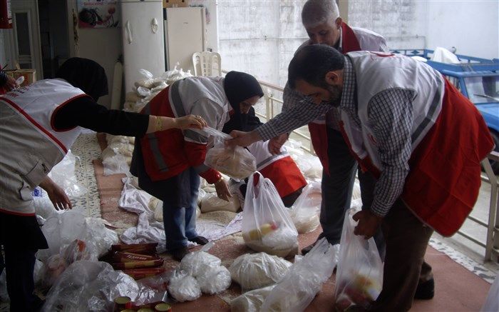 بیش از 1500 سبد کالا بین نیازمندان آذربایجان غربی توزیع شد