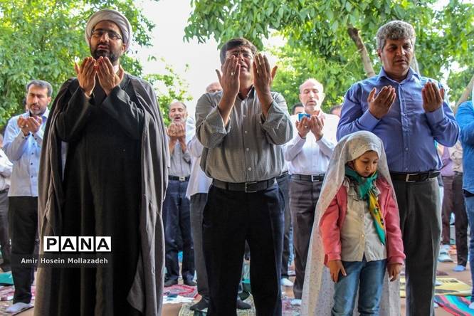 اقامه نماز عید سعید فطر در ارومیه