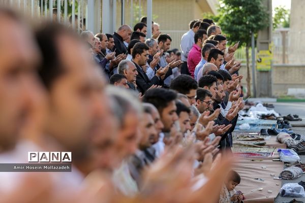 اقامه نماز عید سعید فطر در ارومیه