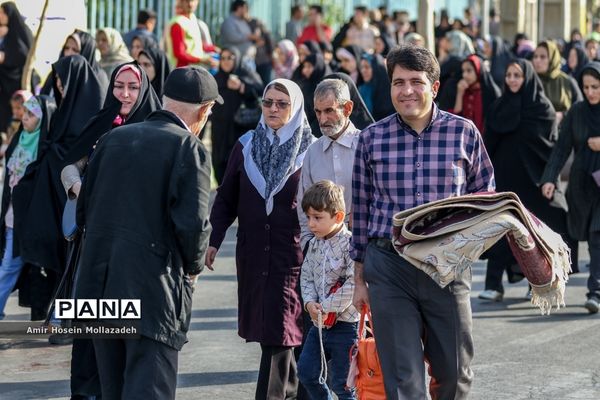 اقامه نماز عید سعید فطر در ارومیه