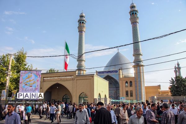 اقامه نماز عید سعید فطر در ارومیه
