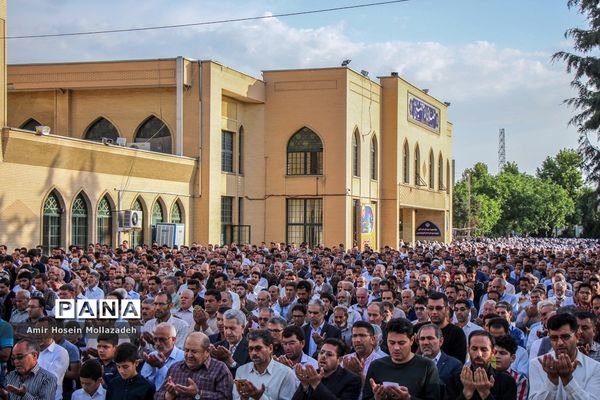 اقامه نماز عید سعید فطر در ارومیه