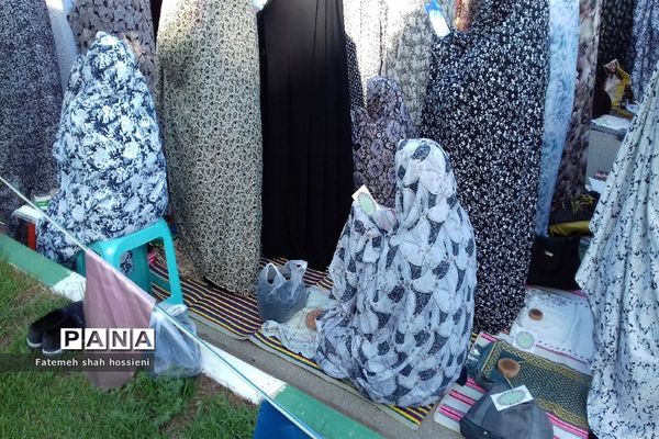 نماز وحدت آفرین عید سعید فطر در شهرستان فیروزکوه