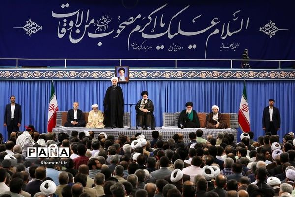 دیدار مسئولان نظام و سفرای کشورهای اسلامی با رهبر معظم انقلاب