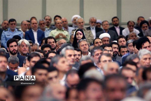 دیدار مسئولان نظام و سفرای کشورهای اسلامی با رهبر معظم انقلاب