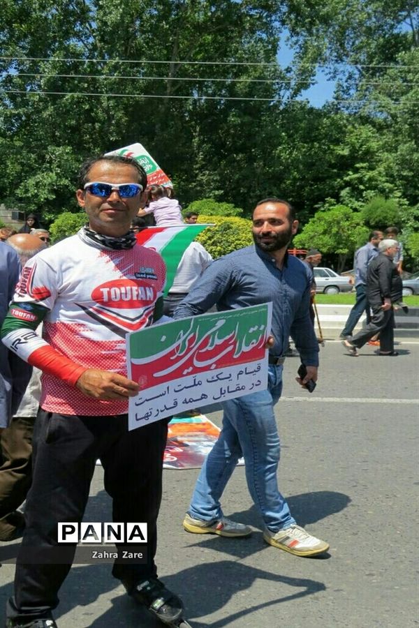 راهپیمایی روز قدس در محمودآباد