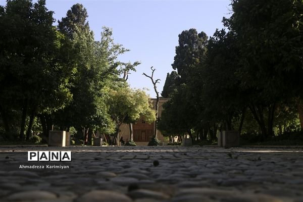 باغ جهان‌نما زینت الدنیا
