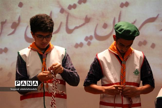 جشن پایان سال تحصیلی دبیرستان پیشتازان نوین شمال