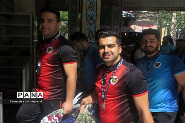 مراسم استقبال از ورزشکاران تیم فوتسال شهرستان فیروزکوه