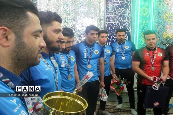 مراسم استقبال از ورزشکاران تیم فوتسال شهرستان فیروزکوه