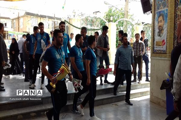 مراسم استقبال از ورزشکاران تیم فوتسال شهرستان فیروزکوه