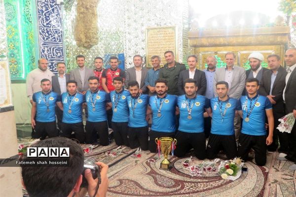 مراسم استقبال از ورزشکاران تیم فوتسال شهرستان فیروزکوه