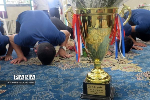 مراسم استقبال از ورزشکاران تیم فوتسال شهرستان فیروزکوه