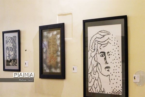 نمایشگاه آثار هنری با عنوان «هویت» در حمایت از قربانیان اسیدپاشی در تبریز