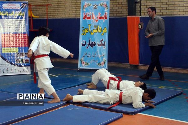 آیین افتتاحیه فعالیت های تابستانی آموزش و پرورش آذربایجان شرقی
