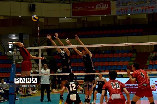 مسابقات قهرمانی والیبال نوجوانان آسیا در تبریز/ژاپن 3 -0– چین