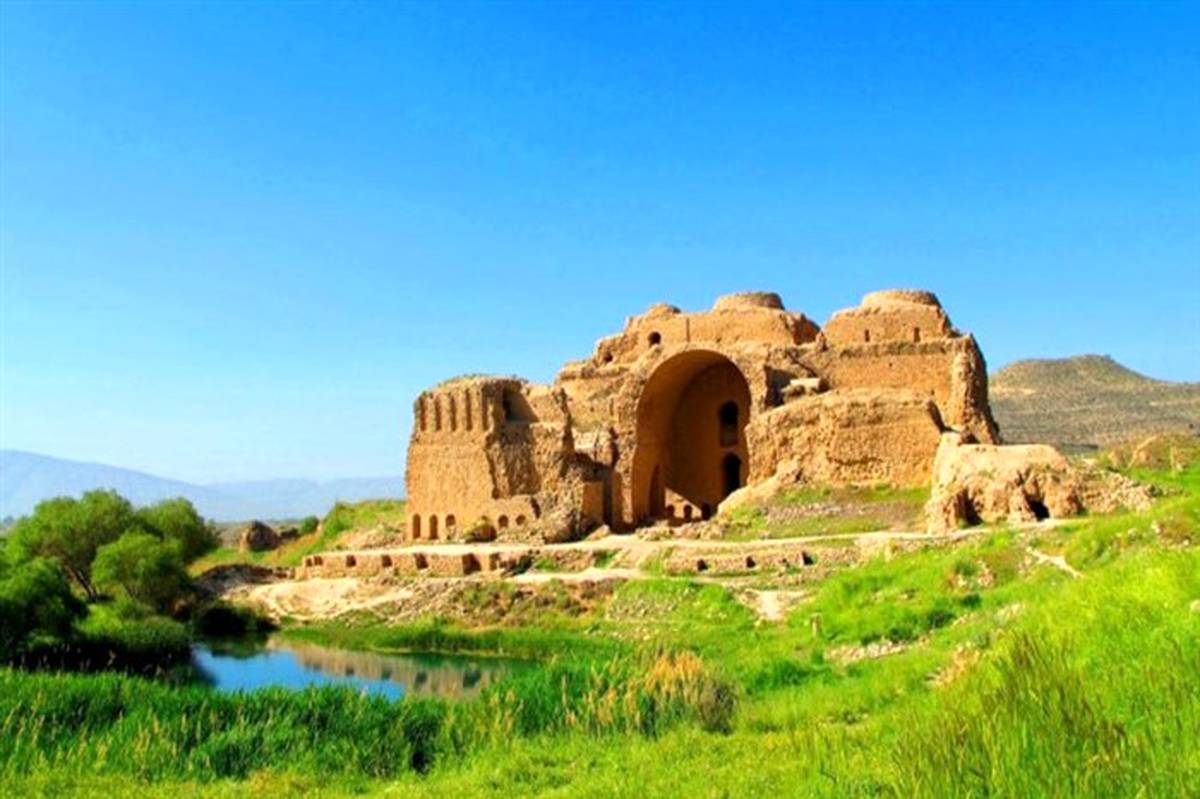 مونسان: منظر باستان‌شناسی ساسانی، مجموعه‌ای از ارزشمندترین نمونه‌ها از معماری و شهرسازی امپراتوری ساسانی است