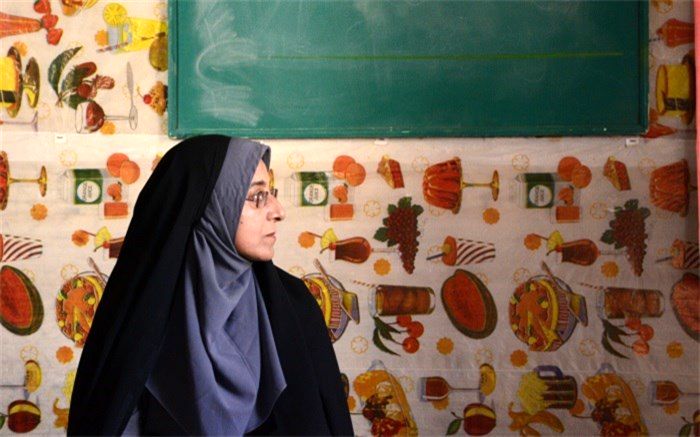 سفری از بی‌سوادی به آموزگاری؛ داستان دختری از خطه سیستان و بلوچستان