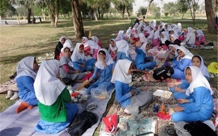 پیش بینی ثبت نام 140 هزار دانش‌آموز خوزستانی در پایگاه‌های اوقات فراغت و کانون‌های تابستانی