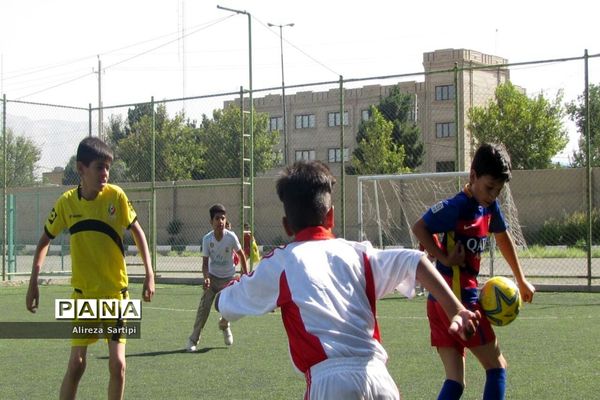 حضوردانش آموزان شهرقدس در اردوی فرهنگی تفریحی امید و نشاط