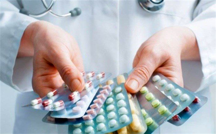 سخنگوی وزارت بهداشت خبر داد: خروج داروهای بدون نسخه از شمول بیمه