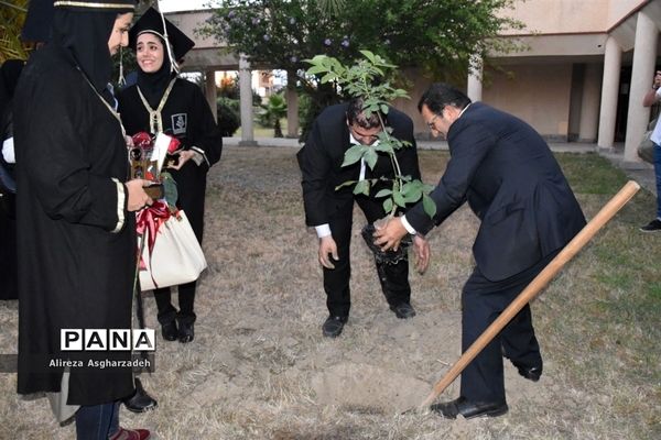 جشن فارغ‌التحصیلی دانشجوهای دانشگاه مازندران