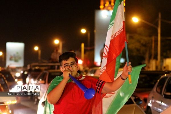 شادی مردم ارومیه پس از آخرین بازی ایران در جام جهانی