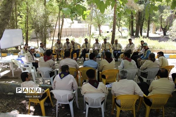 نشست عمومی دبیران مجامع سازمان دانش آموزی فارس