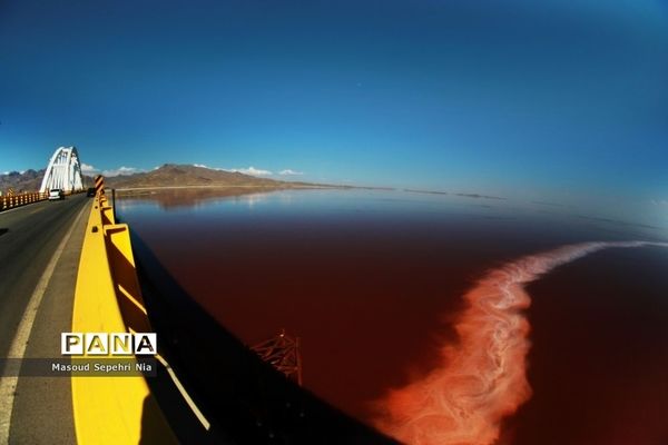 دریاچه ارومیه، طلوعی از جنس مهتاب و غروبی از جنس مرداب