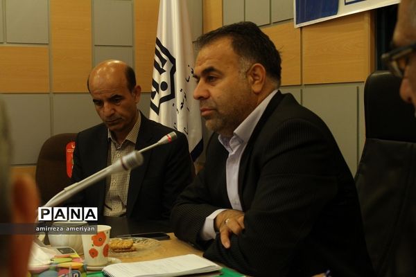 نشست خبری مدیرکل نوسازی، توسعه و تجهیز مدارس استان سمنان با اصحاب رسانه