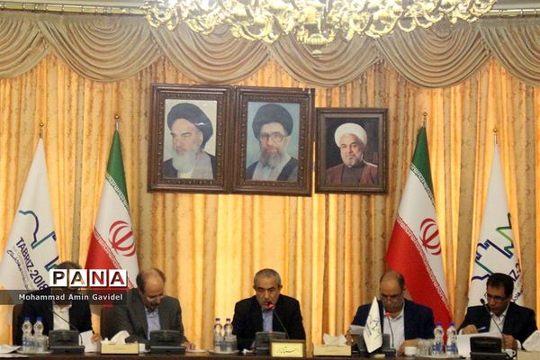 جلسه کارگروه اشتغال استان آذربایجان شرقی