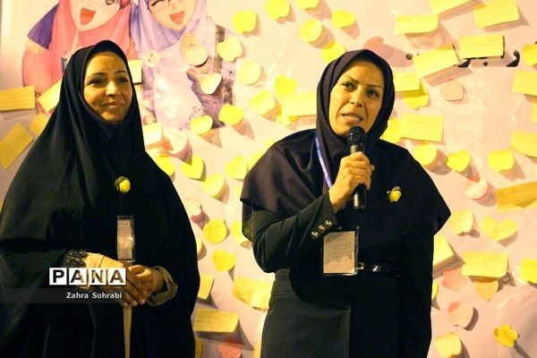 شبی با قرآن در اردوی دانش‌آموزی مناطق مرزی