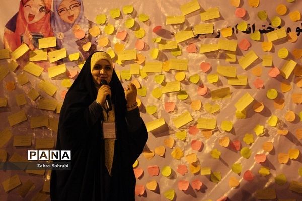 شبی با قرآن در اردوی دانش‌آموزی مناطق مرزی