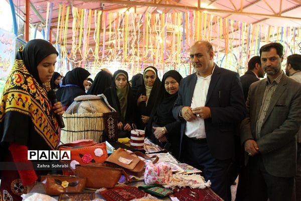 دومین روز از حضور دانش‌آموزان دختر مناطق مرزی در اردوگاه شهید با هنر تهران